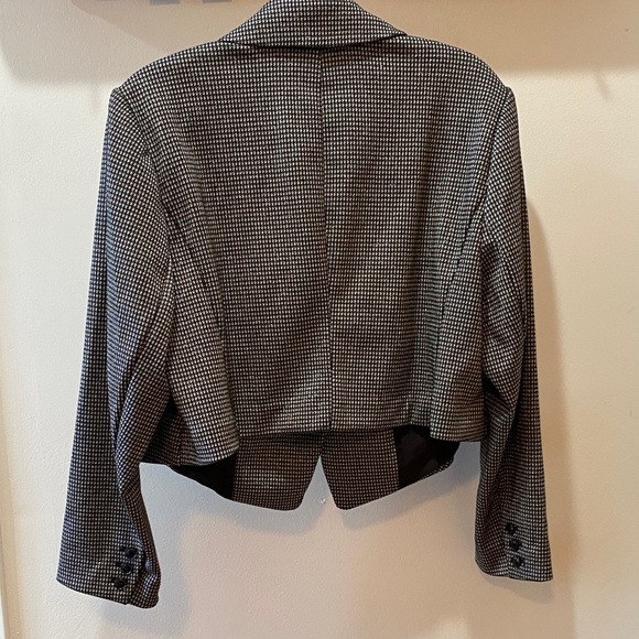 Lane Bryant Women's Houndstooth Cropped Blazer 18P - Picture 3 of 6
